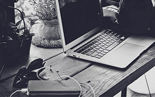 战曼城存疑！姆总被曝新女友